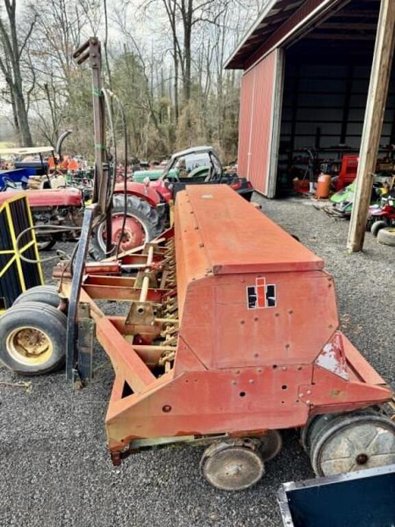 Image of International Harvester 6200 equipment image 1