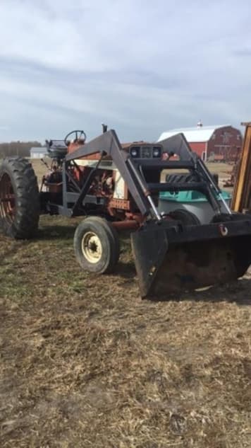 Main image International Harvester 666