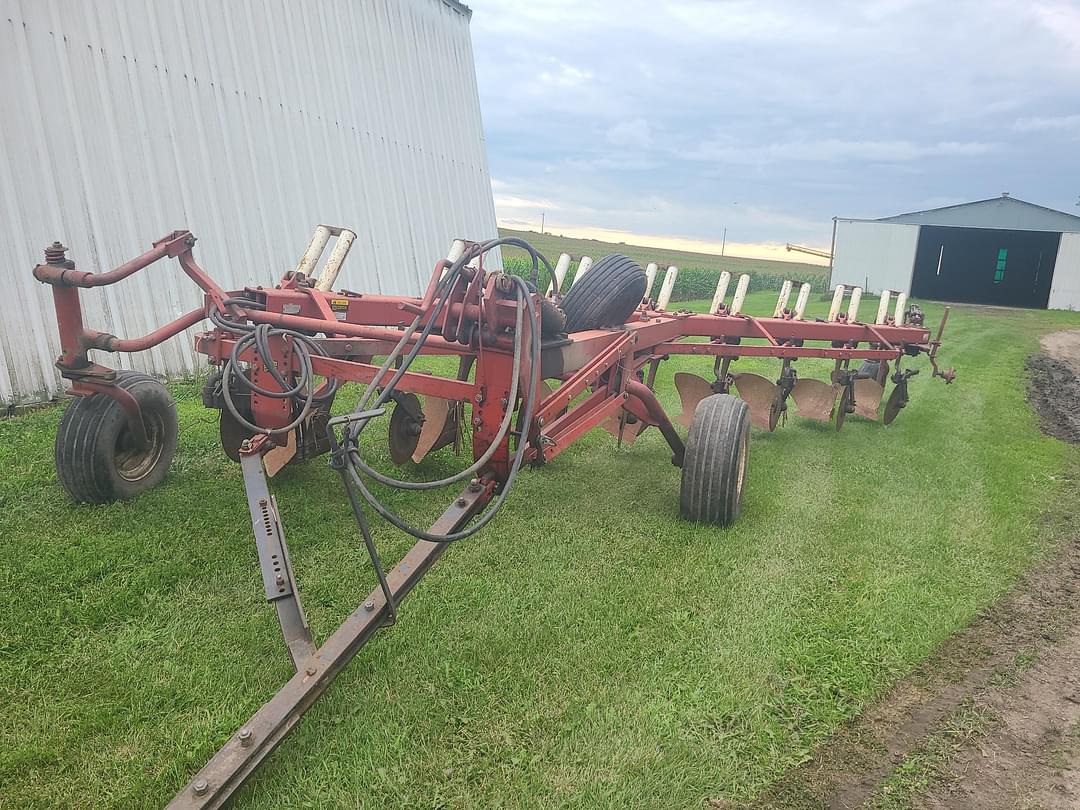 Image of International Harvester 700 Primary image