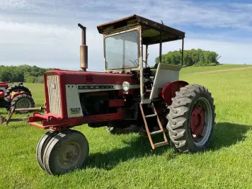 Main image International Harvester 706