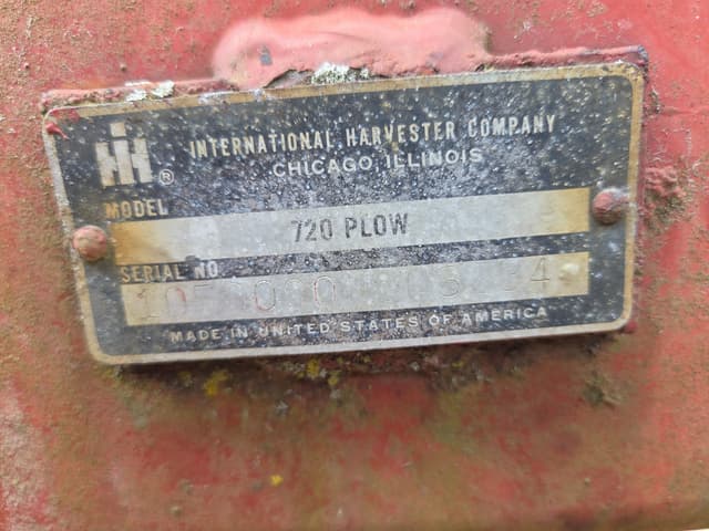 Image of International Harvester 720 equipment image 1