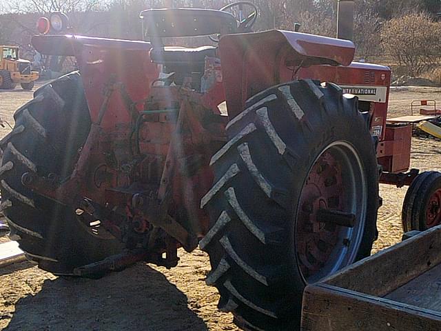 Image of International Harvester 756 equipment image 4