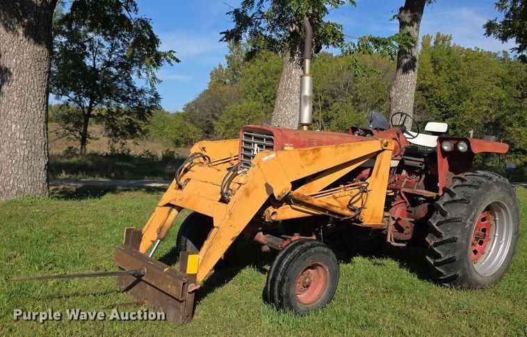 International Harvester 756 Equipment Image0