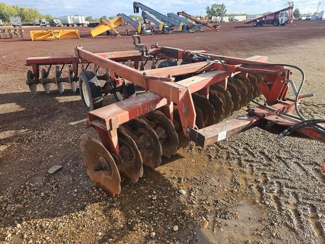 Image of International Harvester 770 equipment image 4