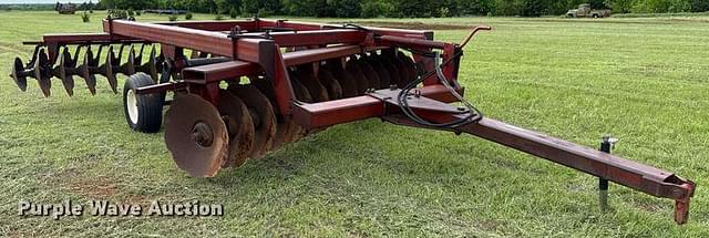 Image of International Harvester 780 equipment image 2