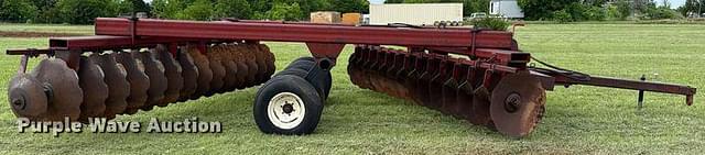 Image of International Harvester 780 equipment image 3