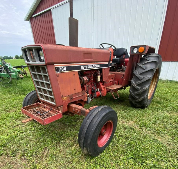 Main image International Harvester 784