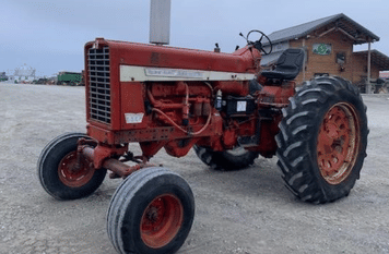 Main image International Harvester 856