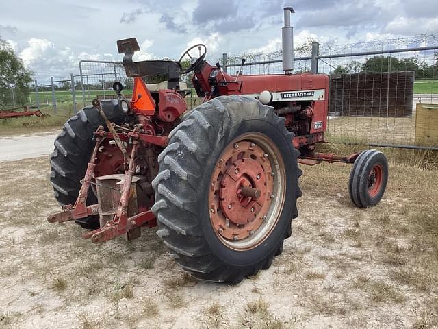 Image of International Harvester 856 equipment image 3