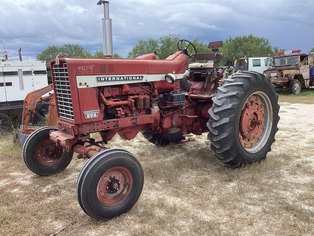 Image of International Harvester 856 Primary image