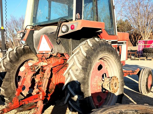 Image of International Harvester 886 equipment image 3