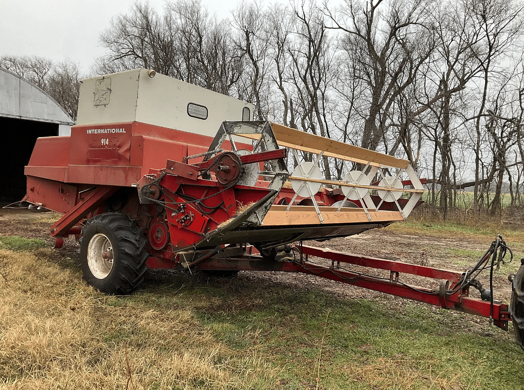 Image of International Harvester 914 Image 1