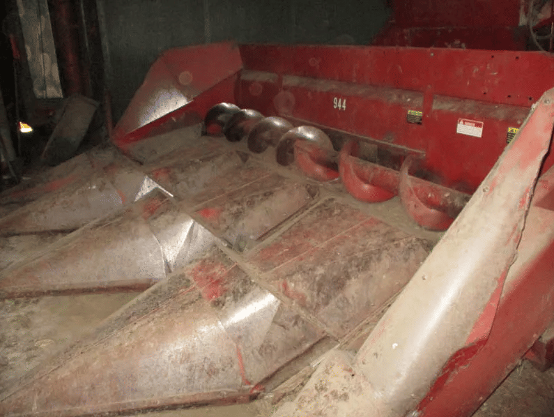 Main image International Harvester 944