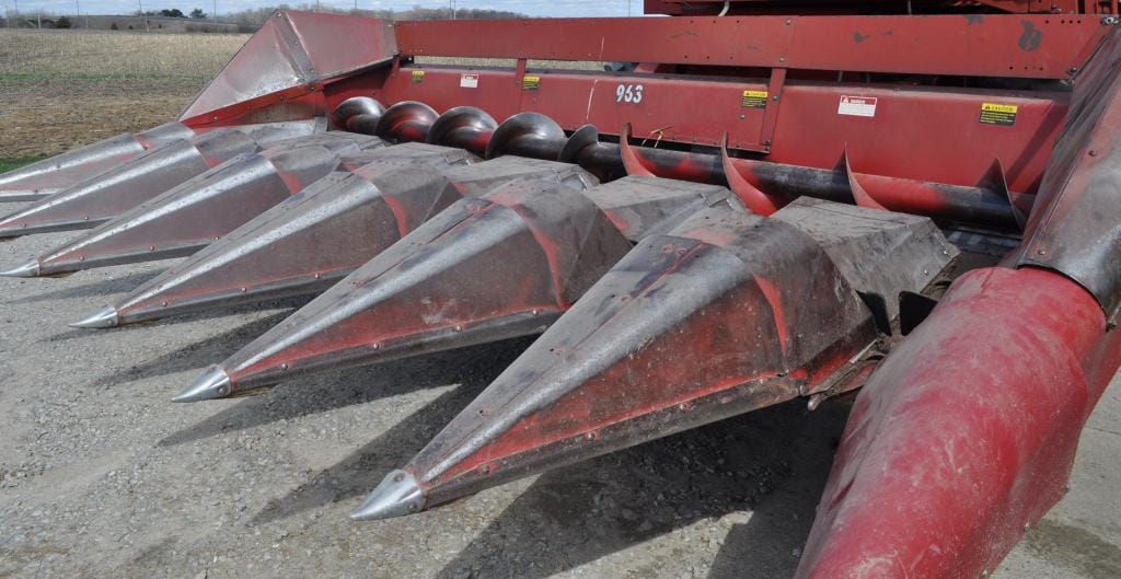 Main image International Harvester 963