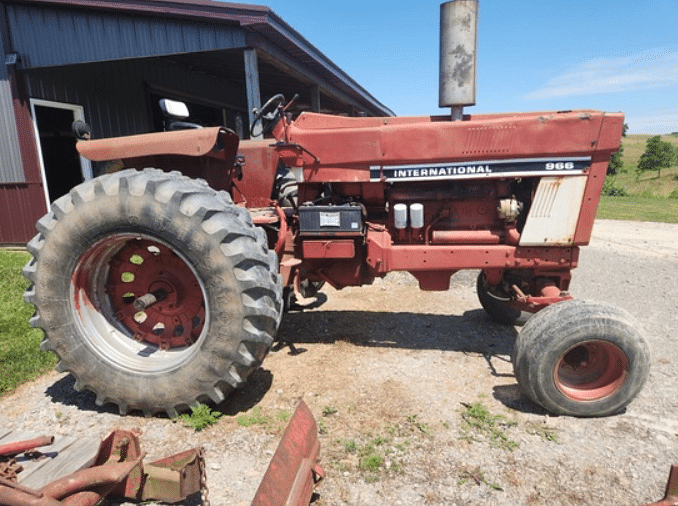 Image of International Harvester 966 Image 0