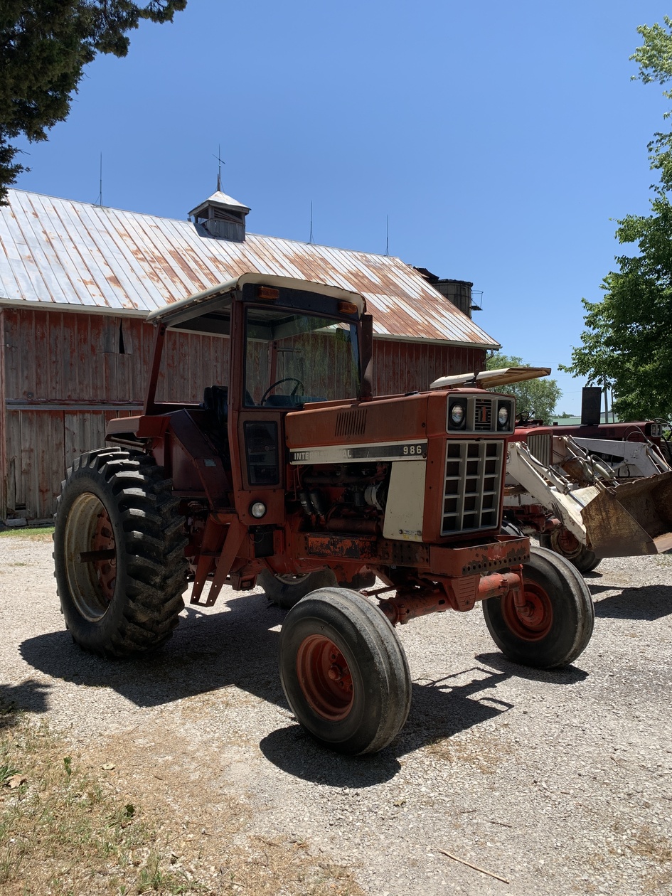 Main image International Harvester 986