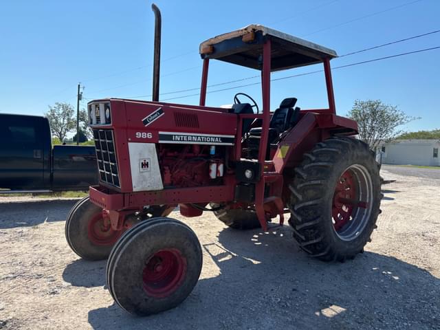 Image of International Harvester 986 equipment image 2