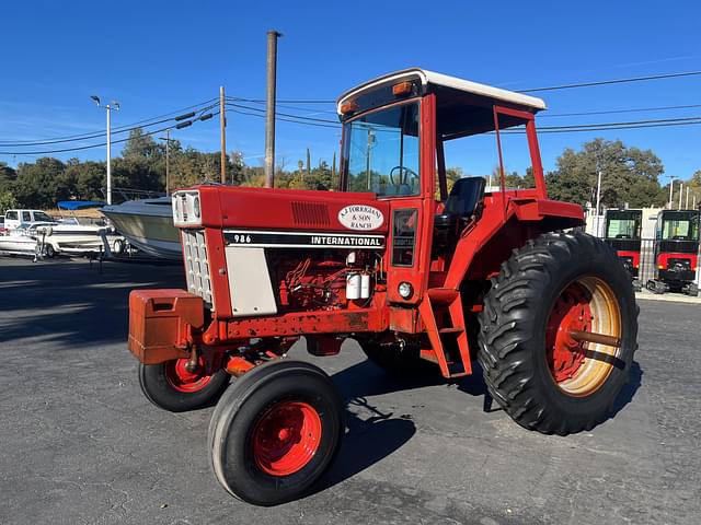 Image of International Harvester 986 equipment image 1