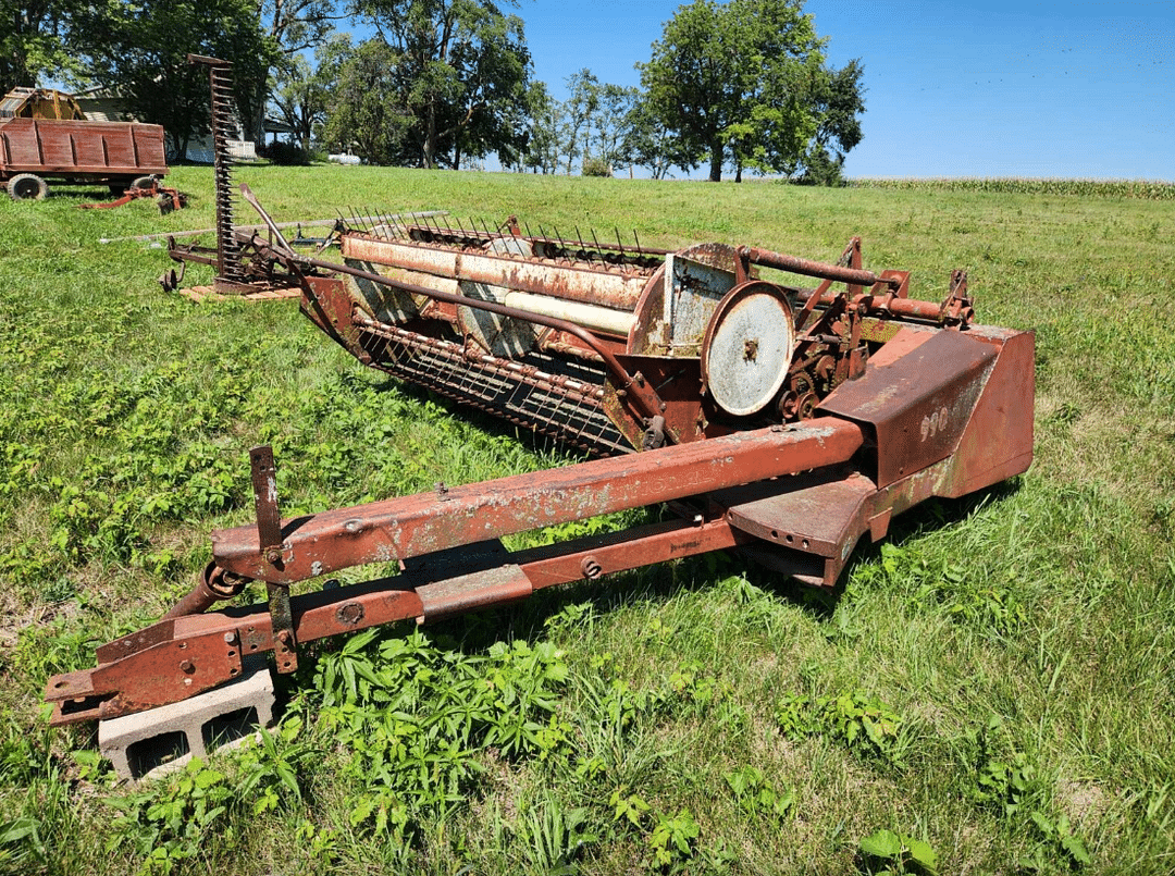 Image of International Harvester 990 Primary Image