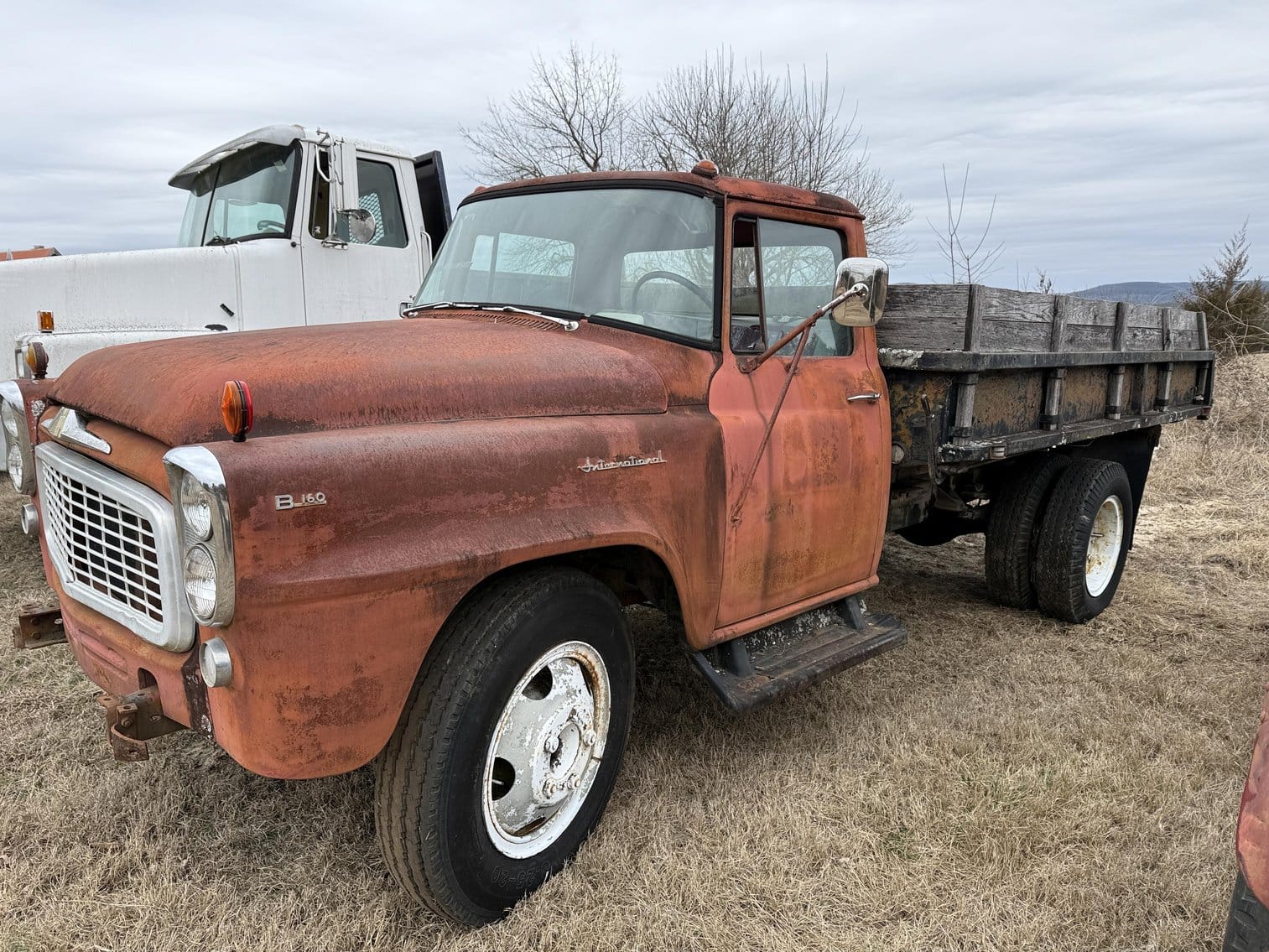 International B160 Equipment Image0