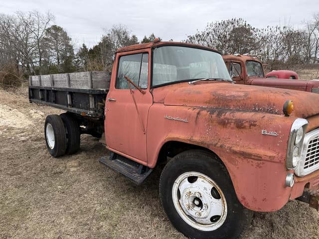 Image of International B160 equipment image 3