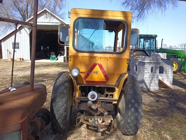 Image of International Harvester 185 Lo-Boy equipment image 3