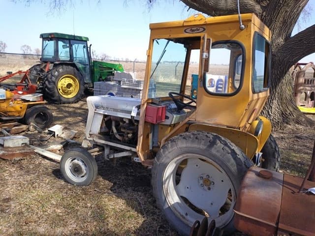 Image of International Harvester 185 Lo-Boy equipment image 2