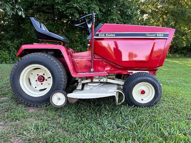 Image of Cub Cadet 582 Special equipment image 3