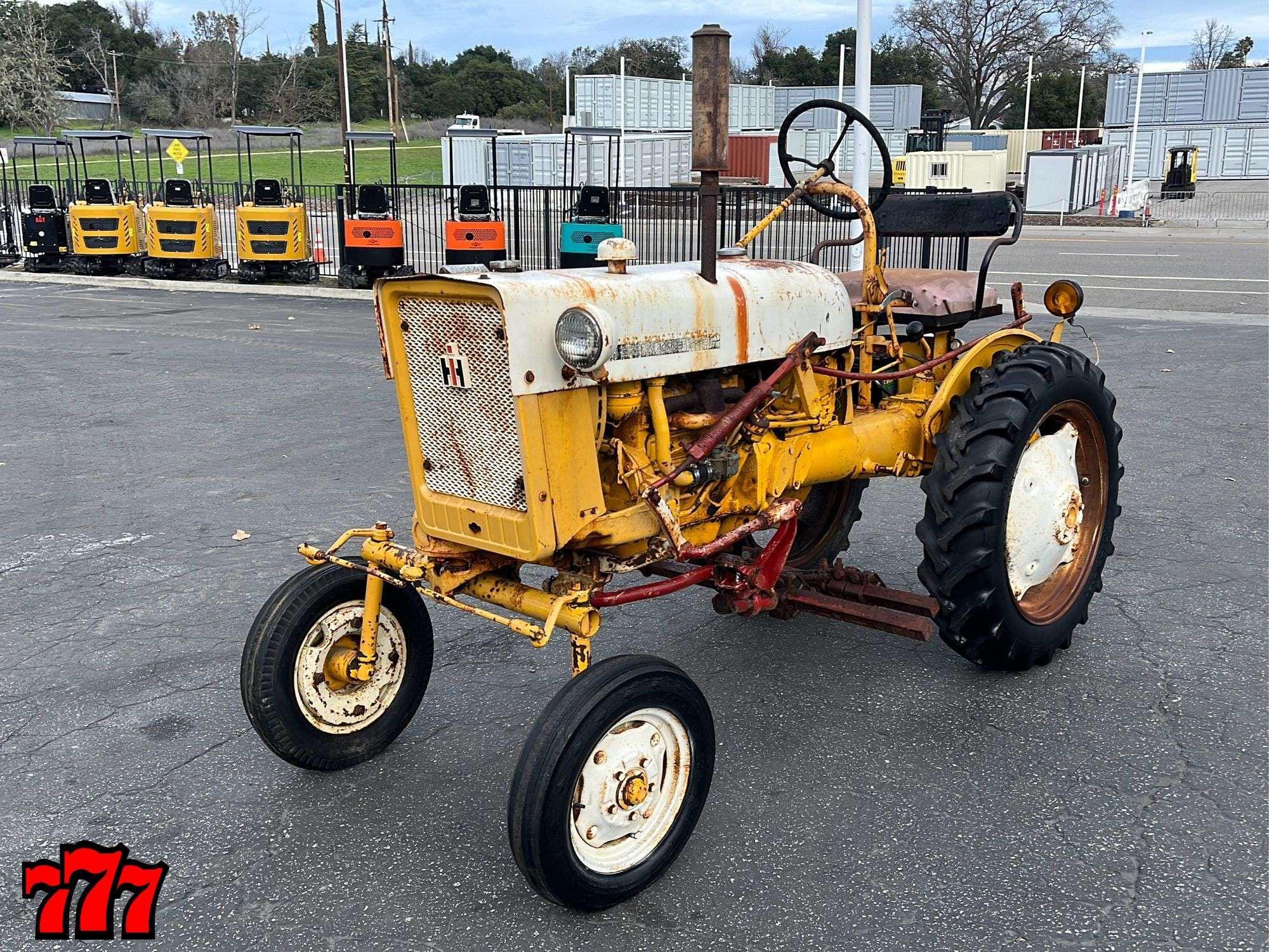 Main image International Harvester Cub