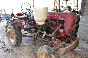 Main image Farmall 100