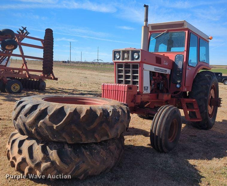Main image International Harvester 1066