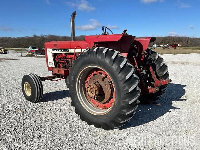 Image of International Harvester 806 equipment image 2