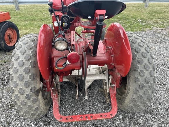 Image of Farmall A equipment image 4