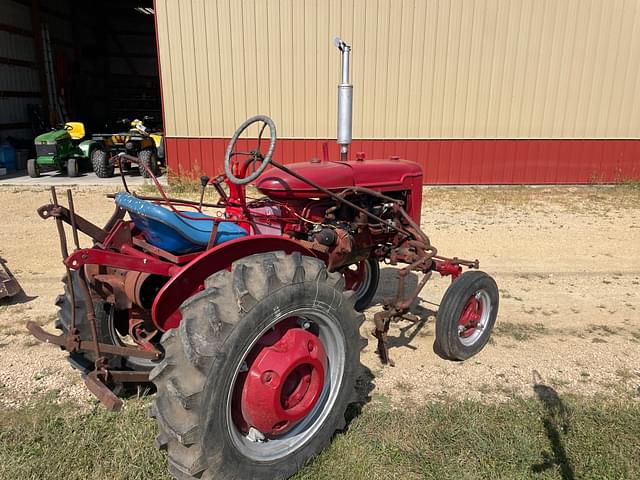 Image of Farmall A equipment image 4