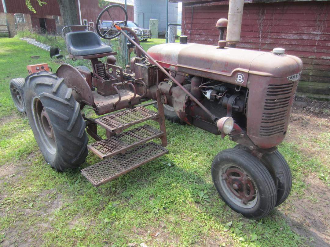 Image of Farmall B Primary image