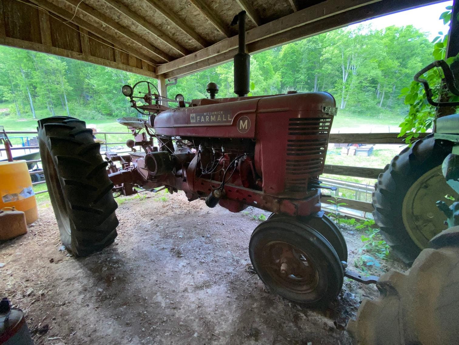 Farmall M Equipment Image0