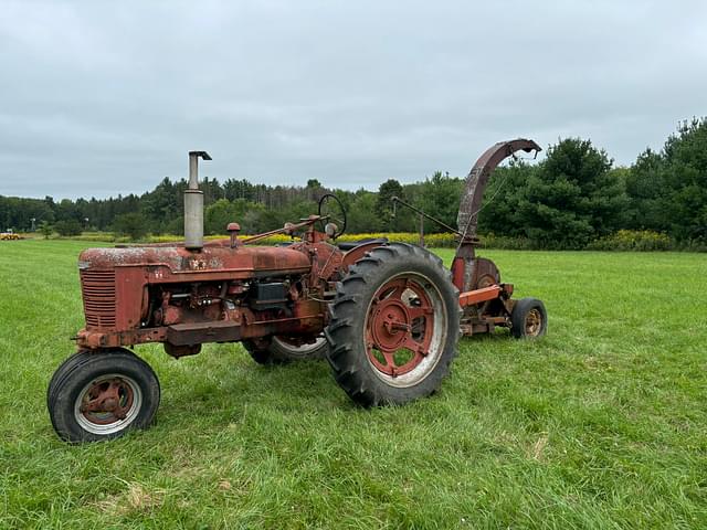 Image of Farmall H equipment image 1