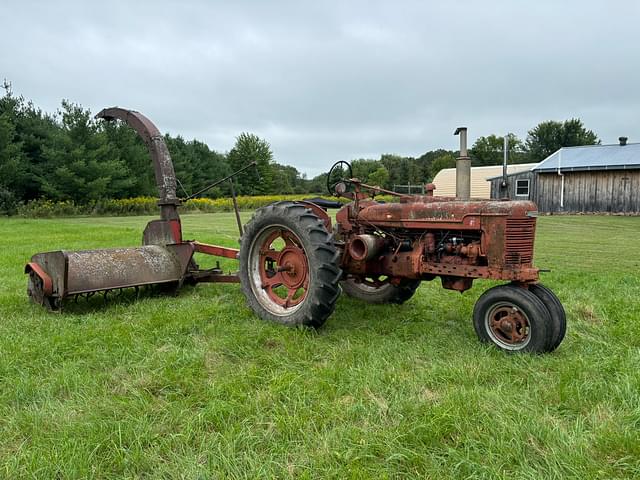 Image of Farmall H equipment image 2