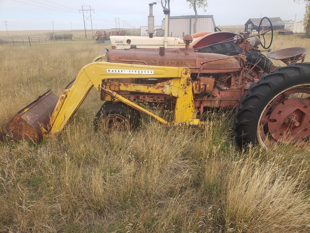 Image of Farmall H Primary image