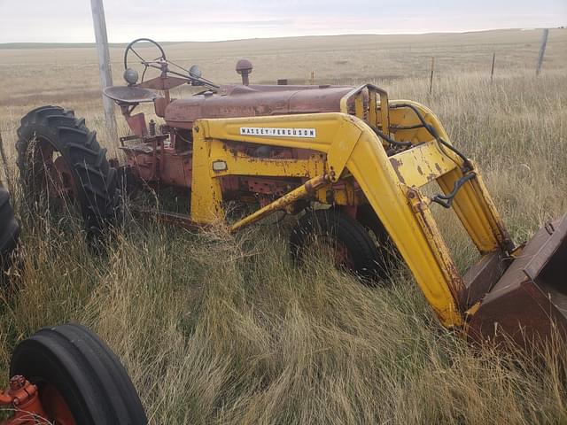 Image of Farmall H equipment image 2