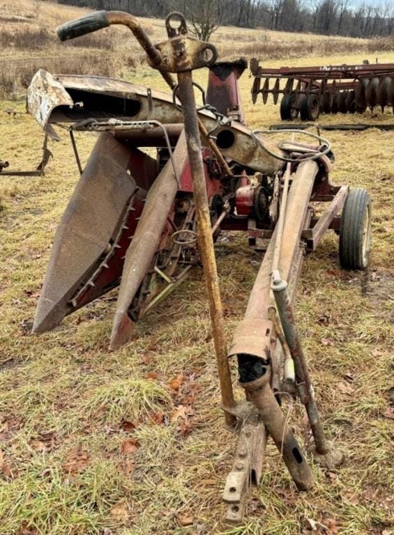 Main image International Harvester 16FH