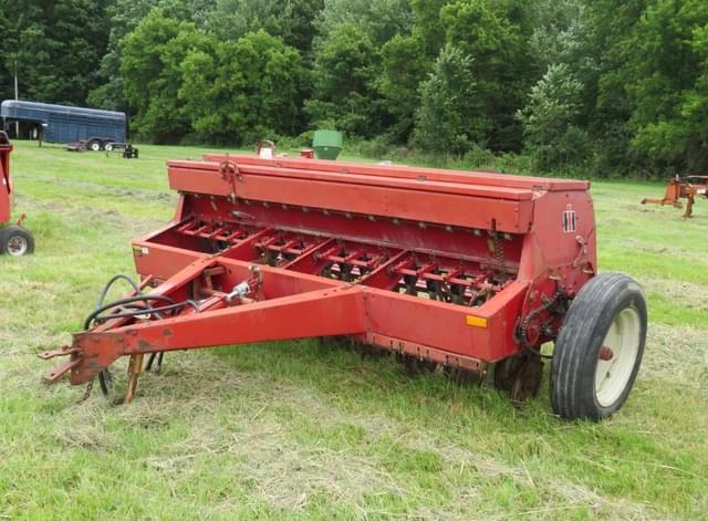 Image of International Harvester 5100 equipment image 3