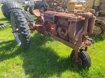 Main image Farmall F-12