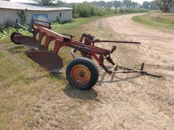 Main image International Harvester 60