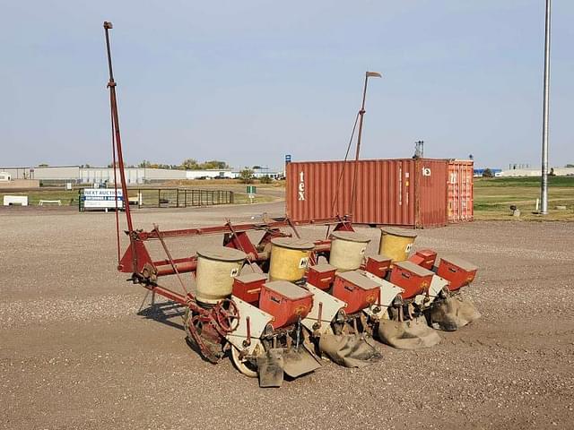 Image of International Harvester 455 equipment image 1