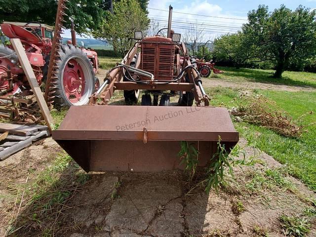 Image of Farmall Super C equipment image 2