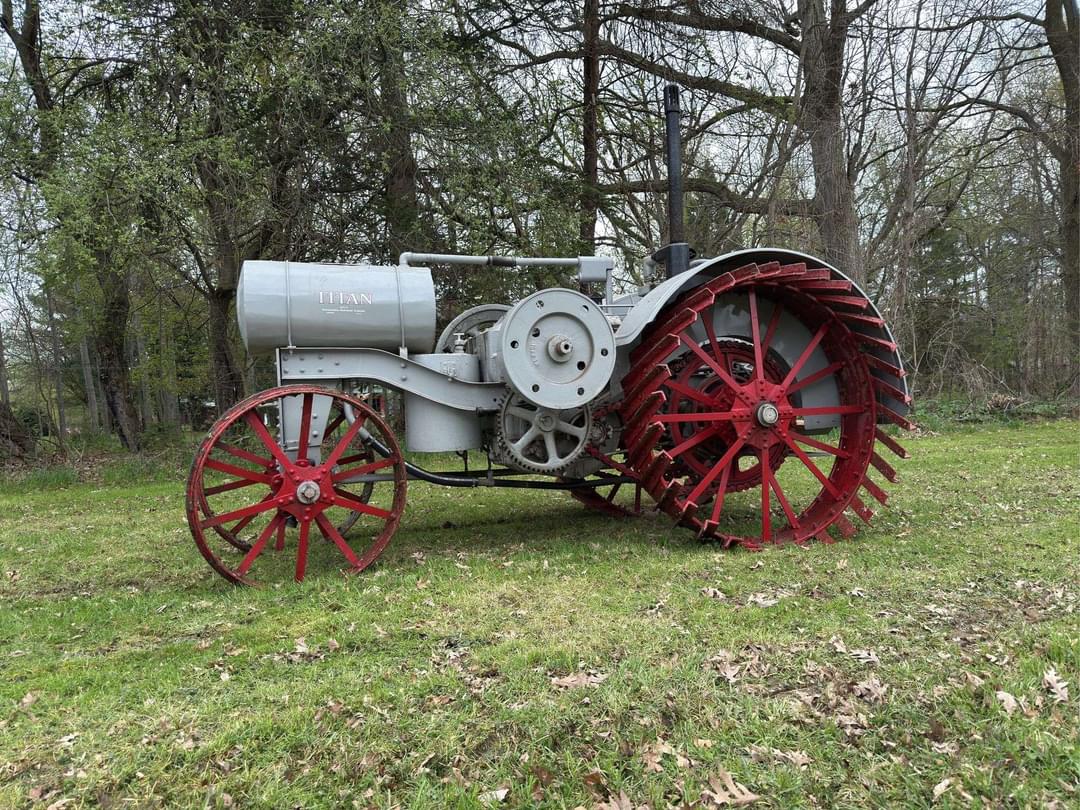 Image of International Harvester 10-20 Primary image