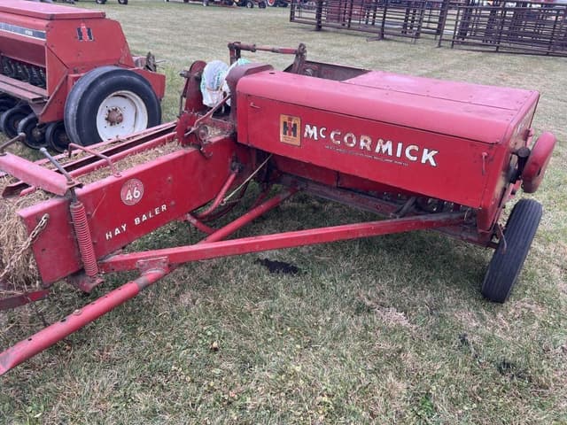 Image of International Harvester 46 equipment image 2