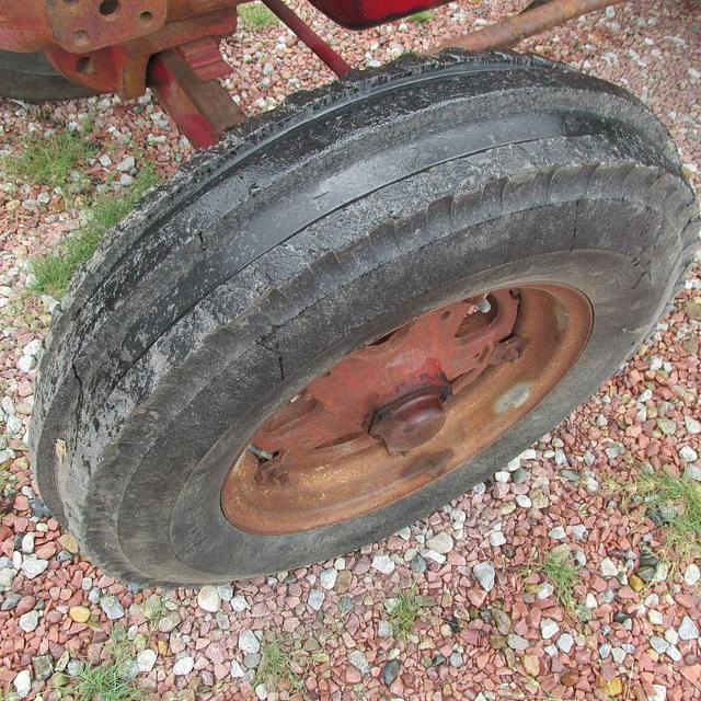 Image of International Harvester WR-9 equipment image 1