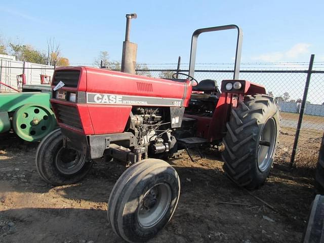 Image of International Harvester 585 equipment image 1